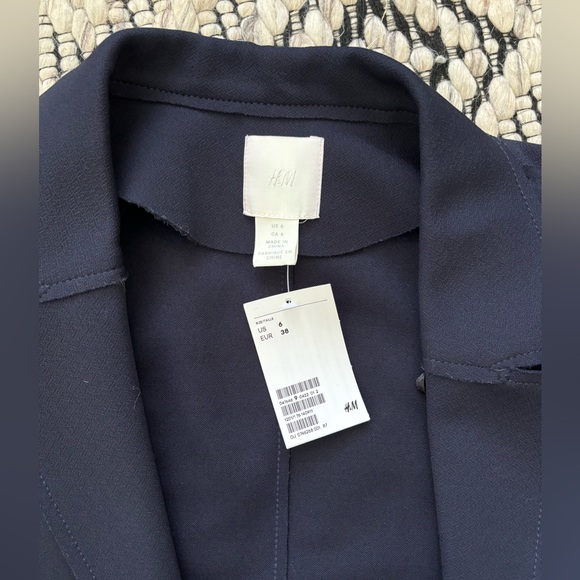 NWT Navy Blue Light Coat - Picture 5 of 5